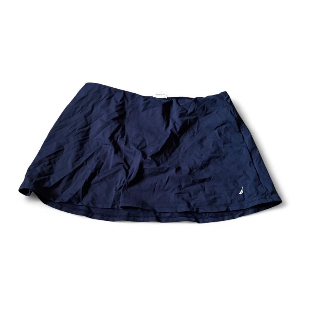 Nautica Women's Navy and Blue Skirt